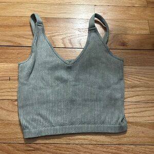 women’s tank top size M/L no padding